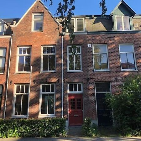 Modern Genieten In Oud Binnenstadspand Amersfoort Luaran gambar